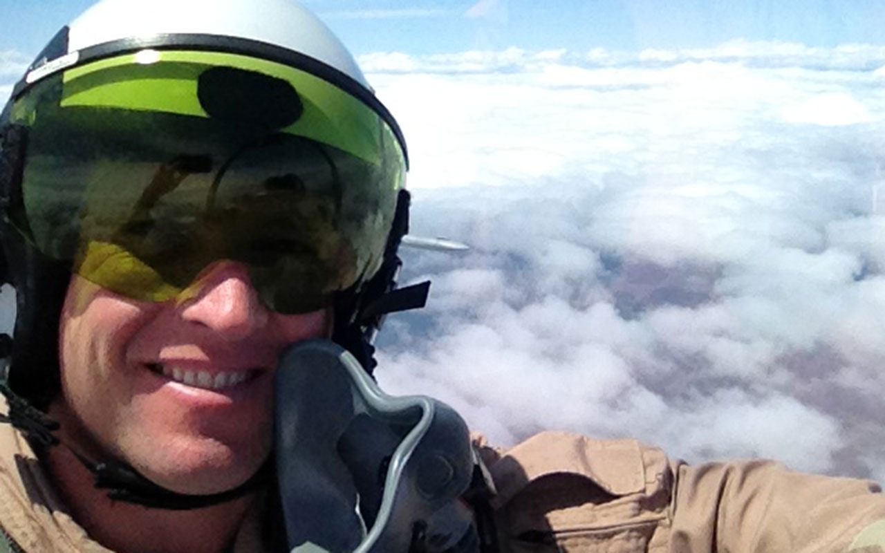 Patrick-Houlahan-flying-photo